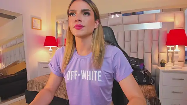 mariiahneedles online show from 12-28-24, 03:58