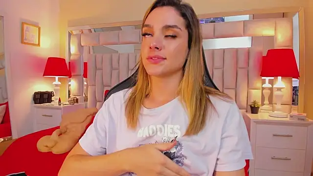 mariiahneedles online show from 01-04-25, 01:31