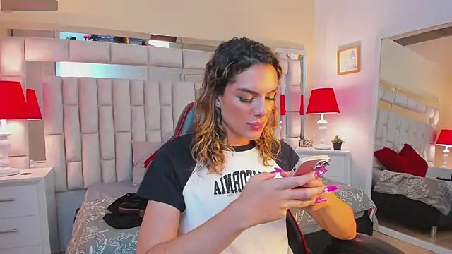 mariiahneedles online show from 02-05-25, 02:08