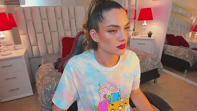 mariiahneedles online show from 02-06-25, 01:38