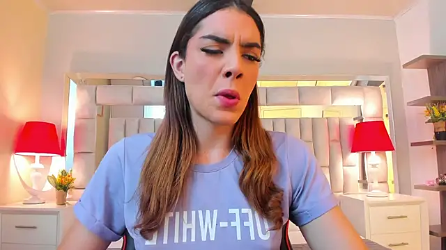 mariiahneedles online show from 11-17-25, 09:53