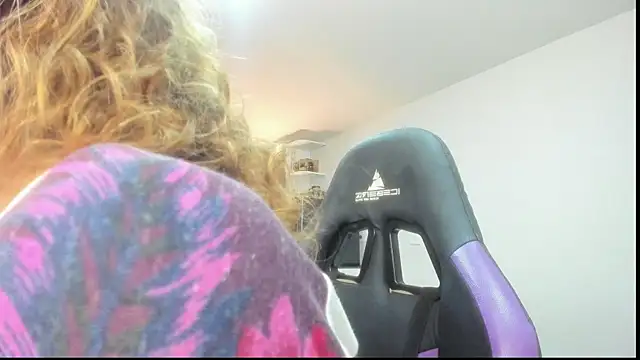 mariiahneedles online show from 06-14-26, 12:41