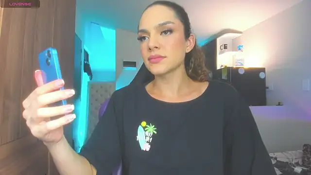 mariiahneedles online show from 07-29-26, 11:36