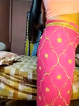 Snapshot of Flirtandfuck0 chatting on 09-28-25, 07:08 Flirtandfuck0 online show from 09-28-25, 07:08