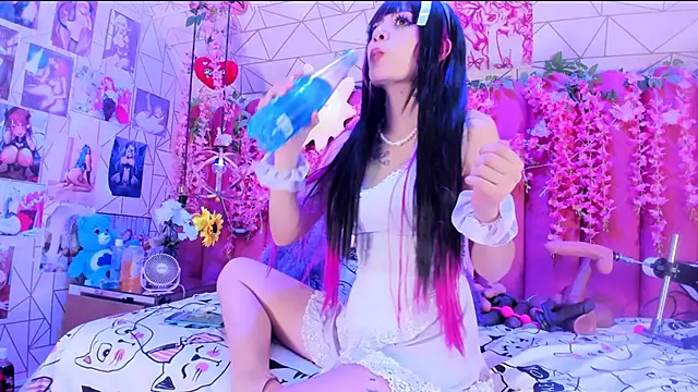 Alicebenett online show from 02-22-26, 10:41