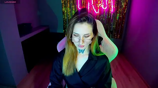 Snapshot of your_tora chatting on 12-09-24, 06:25 your tora online show from 12-09-24, 06:25