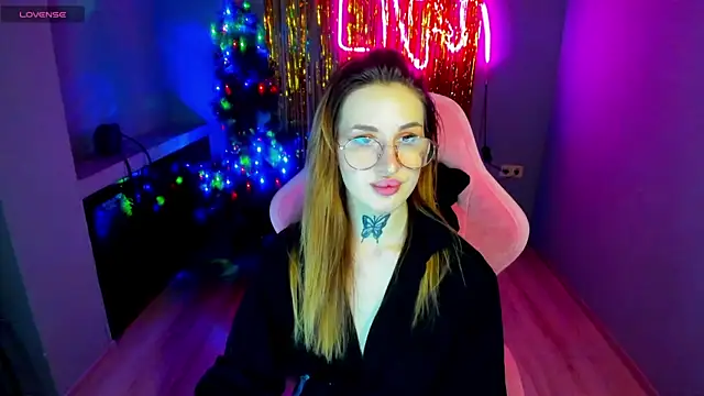 Snapshot of your_tora chatting on 01-03-25, 11:25 your tora online show from 01-03-25, 11:25