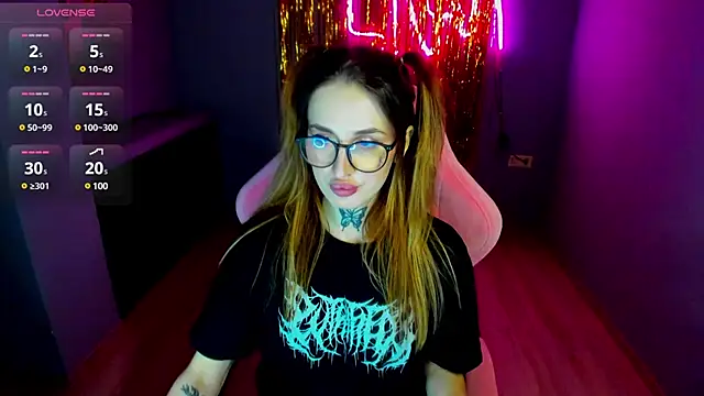 Snapshot of your_tora chatting on 02-13-25, 02:52 your tora online show from 02-13-25, 02:52