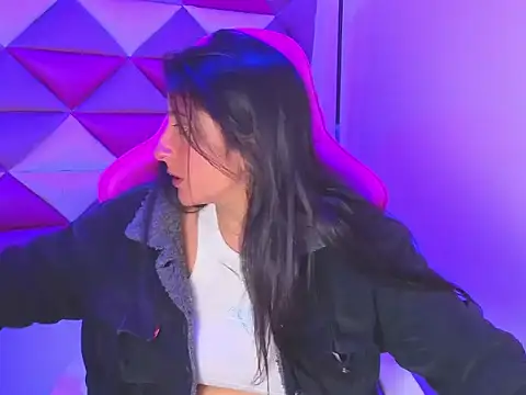 Snapshot of Cameron_cutte chatting on 11-27-25, 03:08 Cameron cutte online show from 11-27-25, 03:08