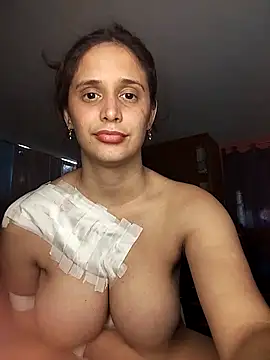 Snapshot of Catalinacandela chatting on 03-03-26, 07:42 Catalinacandela online show from 03-03-26, 07:42