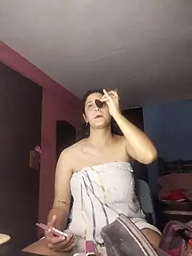 Catalinacandela online show from 04-23-26, 07:05