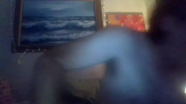 Snapshot of hornyrich69 chatting on 10-22-25, 05:30 hornyrich69 online show from 10-22-25, 05:30