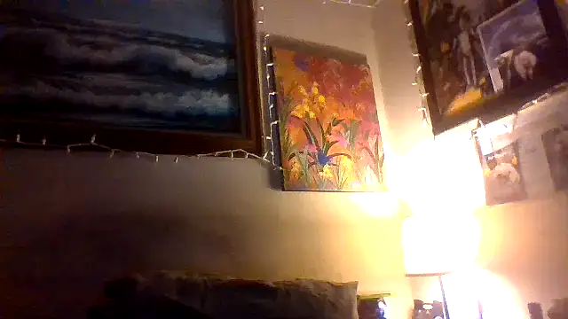 Snapshot of hornyrich69 chatting on 02-06-26, 02:49 hornyrich69 online show from 02-06-26, 02:49