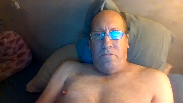 Snapshot of hornyrich69 chatting on 03-05-26, 05:36 hornyrich69 online show from 03-05-26, 05:36
