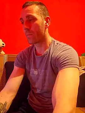 Snapshot of Aian09 chatting on 01-06-25, 02:47 Aian09 online show from 01-06-25, 02:47