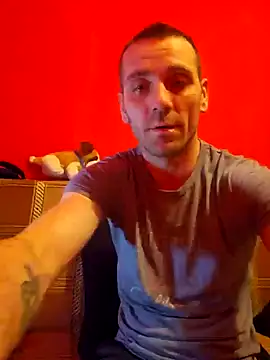 Snapshot of Aian09 chatting on 01-06-25, 05:59 Aian09 online show from 01-06-25, 05:59