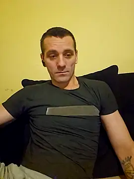 Snapshot of Aian09 chatting on 01-19-25, 03:29 Aian09 online show from 01-19-25, 03:29