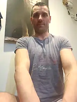 Snapshot of Aian09 chatting on 03-06-25, 01:48 Aian09 online show from 03-06-25, 01:48