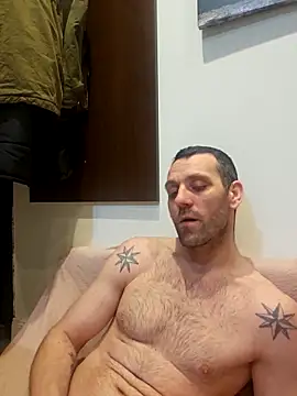 Snapshot of Aian09 chatting on 03-20-25, 12:19 Aian09 online show from 03-20-25, 12:19