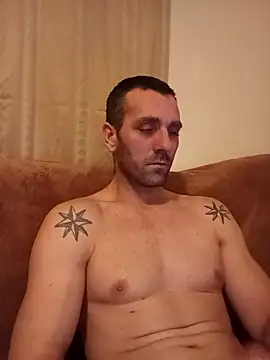 Snapshot of Aian09 chatting on 01-12-26, 12:05 Aian09 online show from 01-12-26, 12:05