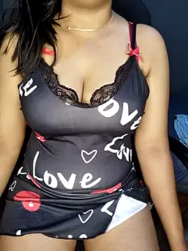 Snapshot of Loveshash1 chatting on 10-02-25, 01:56 Loveshash1 online show from 10-02-25, 01:56