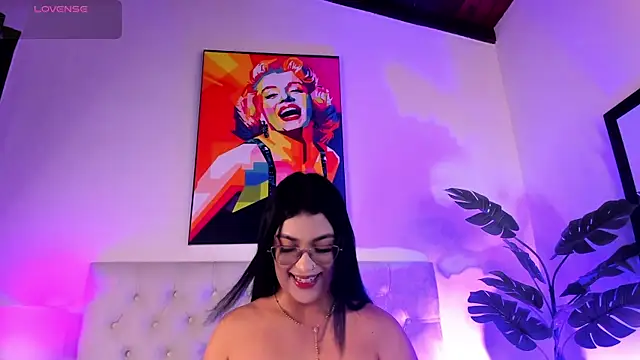 Snapshot of Bianca_zaens2 chatting on 02-01-25, 12:05 Bianca zaens2 online show from 02-01-25, 12:05