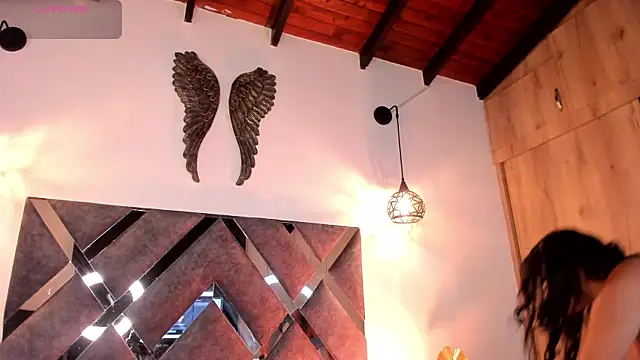 Snapshot of Bianca_zaens2 chatting on 02-19-25, 11:49 Bianca zaens2 online show from 02-19-25, 11:49