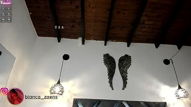 Snapshot of Bianca_zaens2 chatting on 11-30-25, 09:35 Bianca zaens2 online show from 11-30-25, 09:35