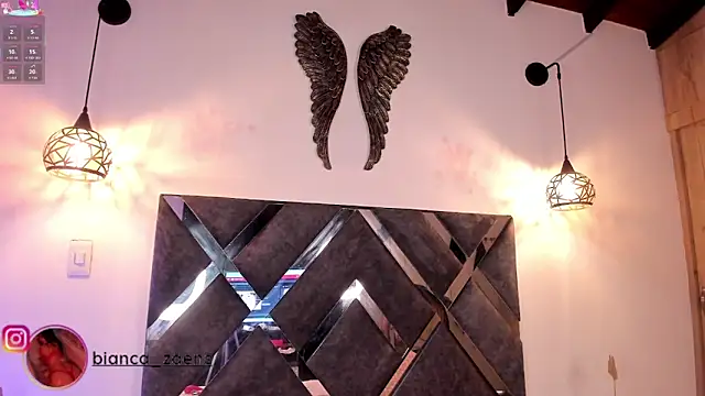 Snapshot of Bianca_zaens2 chatting on 12-16-25, 02:44 Bianca zaens2 online show from 12-16-25, 02:44