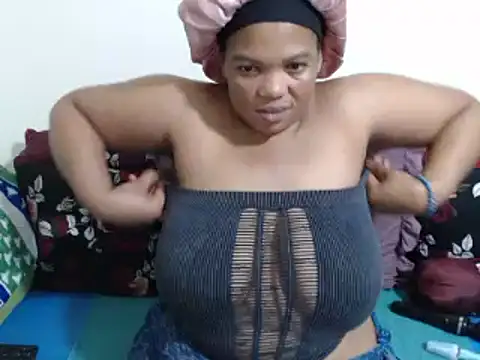 Snapshot of FreakyAngel3X chatting on 09-29-25, 05:18 FreakyAngel3X online show from 09-29-25, 05:18