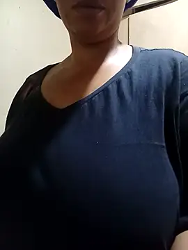 Snapshot of FreakyAngel3X chatting on 11-25-25, 02:50 FreakyAngel3X online show from 11-25-25, 02:50