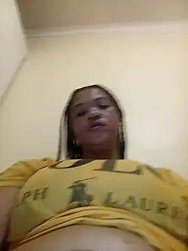 Snapshot of FreakyAngel3X chatting on 12-23-25, 10:46 FreakyAngel3X online show from 12-23-25, 10:46