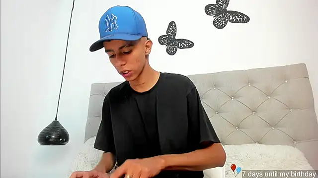 Snapshot of dikey_62 chatting on 01-12-25, 08:25 dikey 62 online show from 01-12-25, 08:25