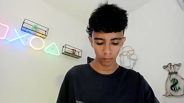 Snapshot of dikey_62 chatting on 02-10-25, 07:28 dikey 62 online show from 02-10-25, 07:28