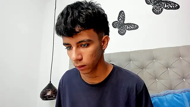 Snapshot of dikey_62 chatting on 02-14-25, 06:02 dikey 62 online show from 02-14-25, 06:02