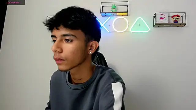 Snapshot of dikey_62 chatting on 03-07-25, 05:29 dikey 62 online show from 03-07-25, 05:29