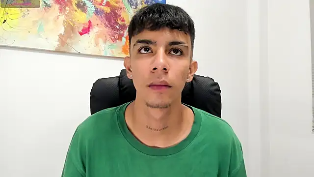 Snapshot of dikey_62 chatting on 03-14-25, 12:32 dikey 62 online show from 03-14-25, 12:32