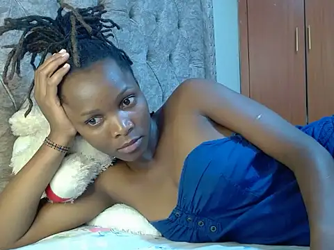 Snapshot of Naughty_Girl17 chatting on 02-14-25, 02:33 Naughty Girl17 online show from 02-14-25, 02:33