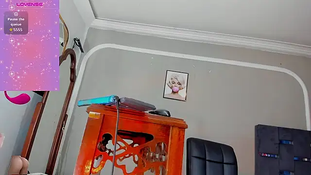 Jimena Grey online show from 02-17-26, 09:10