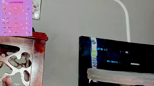 Snapshot of Jimena_Grey chatting on 06-06-26, 01:43 Jimena Grey online show from 06-06-26, 01:43