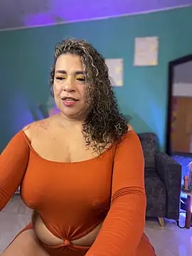 Snapshot of miss_grace_01 chatting on 05-19-26, 03:02 miss grace 01 online show from 05-19-26, 03:02