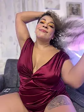 Snapshot of miss_grace_01 chatting on 06-01-26, 02:13 miss grace 01 online show from 06-01-26, 02:13