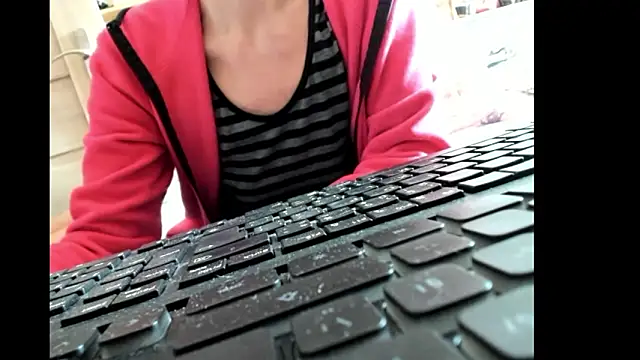 Snapshot of DirtyMargaret chatting on 03-08-26, 11:25 DirtyMargaret online show from 03-08-26, 11:25