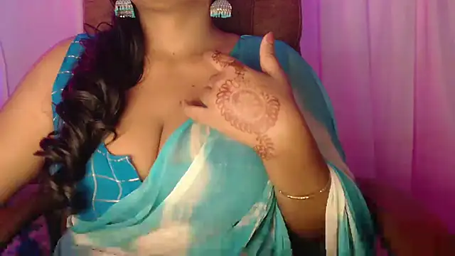 Snapshot of Prita07 chatting on 10-08-25, 11:41 Prita07 online show from 10-08-25, 11:41