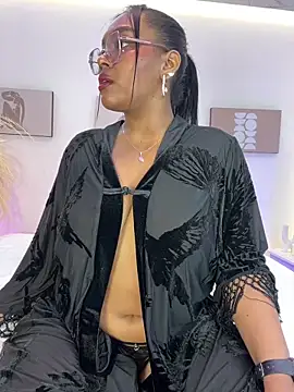 Esmeralda Duarte online show from 04-30-26, 04:19