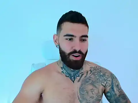 Snapshot of silvano_torres chatting on 01-05-26, 05:27 silvano torres online show from 01-05-26, 05:27