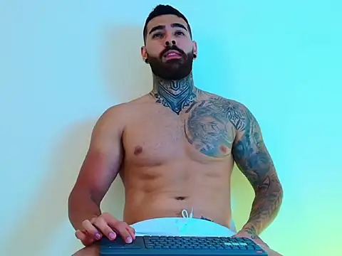 Snapshot of silvano_torres chatting on 03-05-26, 12:06 silvano torres online show from 03-05-26, 12:06