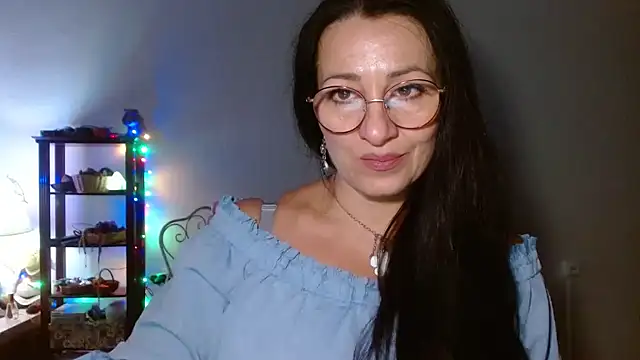 Snapshot of KeisyNeonX chatting on 11-10-25, 07:46 KeisyNeonX online show from 11-10-25, 07:46