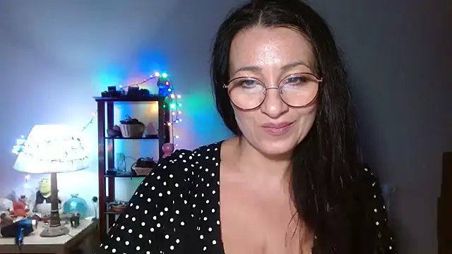 Snapshot of KeisyNeonX chatting on 11-20-25, 08:19 KeisyNeonX online show from 11-20-25, 08:19