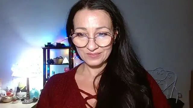 Snapshot of KeisyNeonX chatting on 11-22-25, 08:19 KeisyNeonX online show from 11-22-25, 08:19